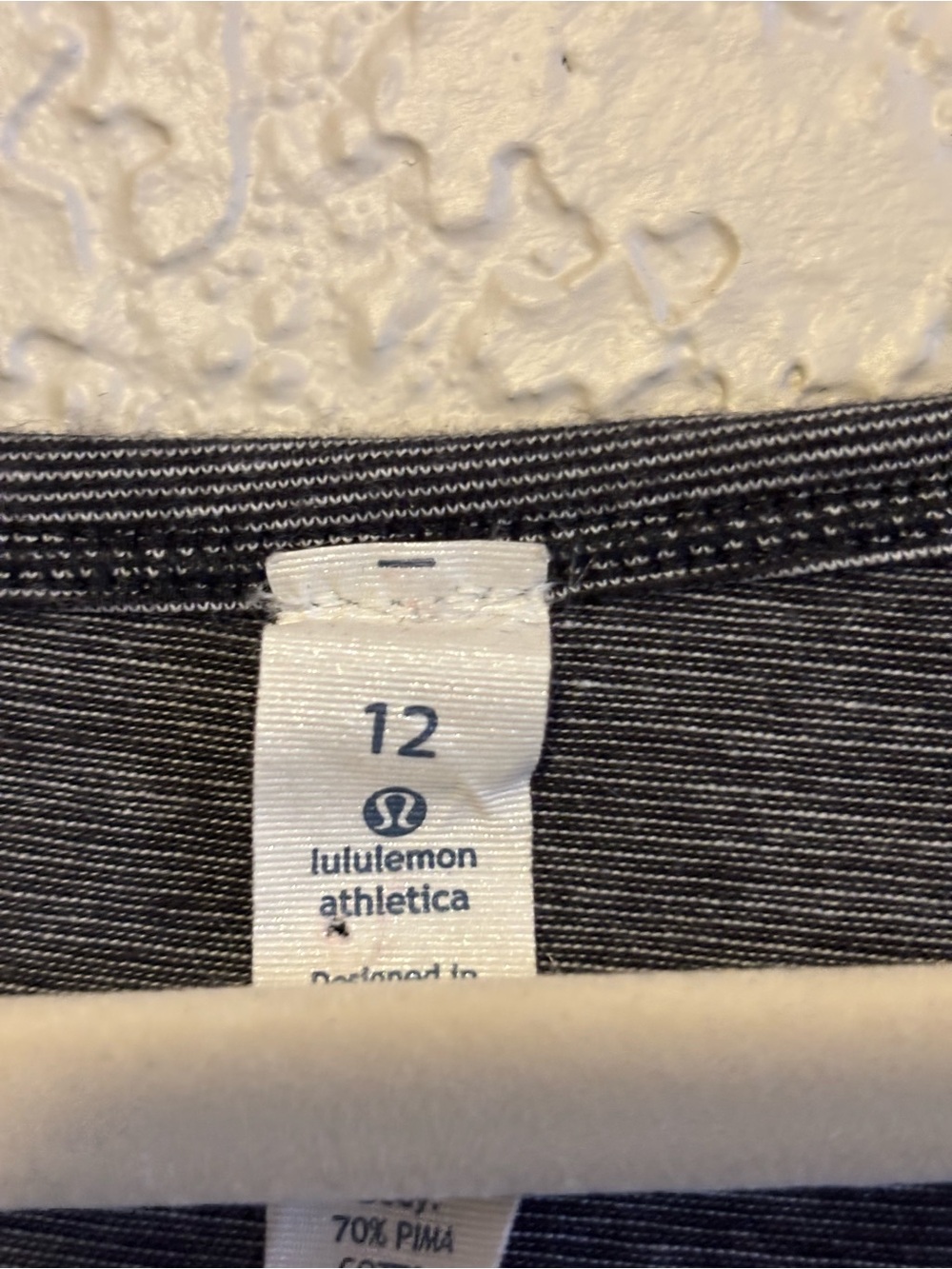 lululemon athletica Women's Long Sleeve Tee in Charcoal Gray
